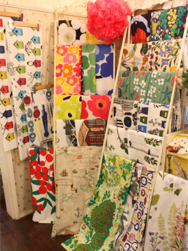 リビングカーテン